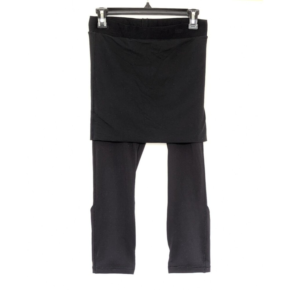 Lululemon Size Small Yin to You Black Wunder Under Skort Cropped Pant w/ Skirt